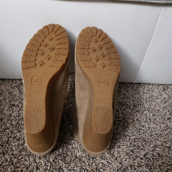 Michael Kors Rory Wedge Booties - Picture 5 of 7